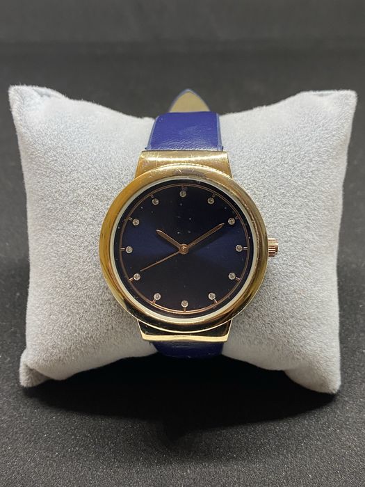 Наручные женские кварцевые часы