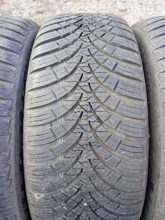 Voyager 205/55 R16 9T 7mm 4szt całoroczne