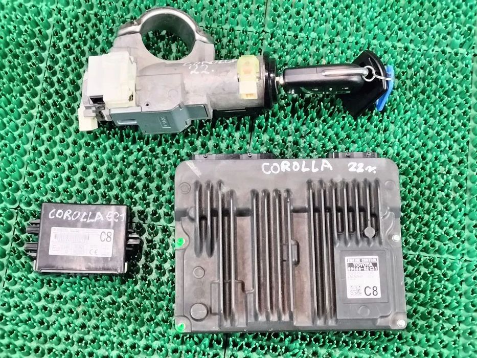 TOYOTA COROLLA E21 1.5B AUTOMAT od 2022r Zestaw Startowy Stacyjka Kluczyk Komputer