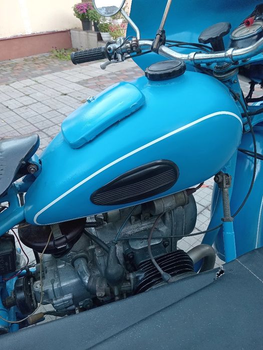 Дніпро МТ9 з двигуном к750