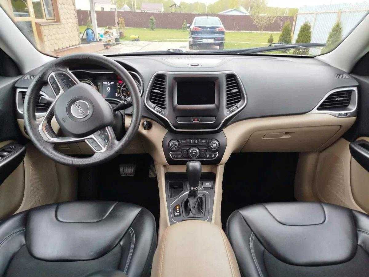 Jeep Cherokee 2020
