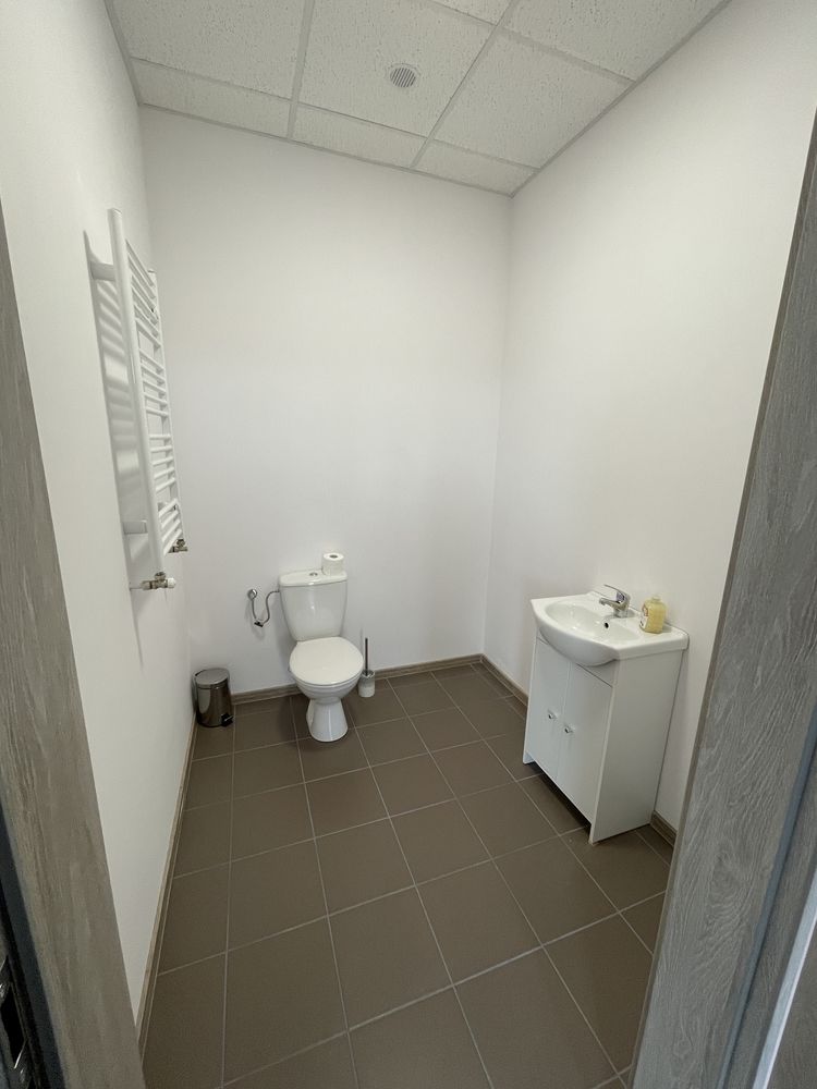 Wynajme lokal handlowo - usługowy 45m