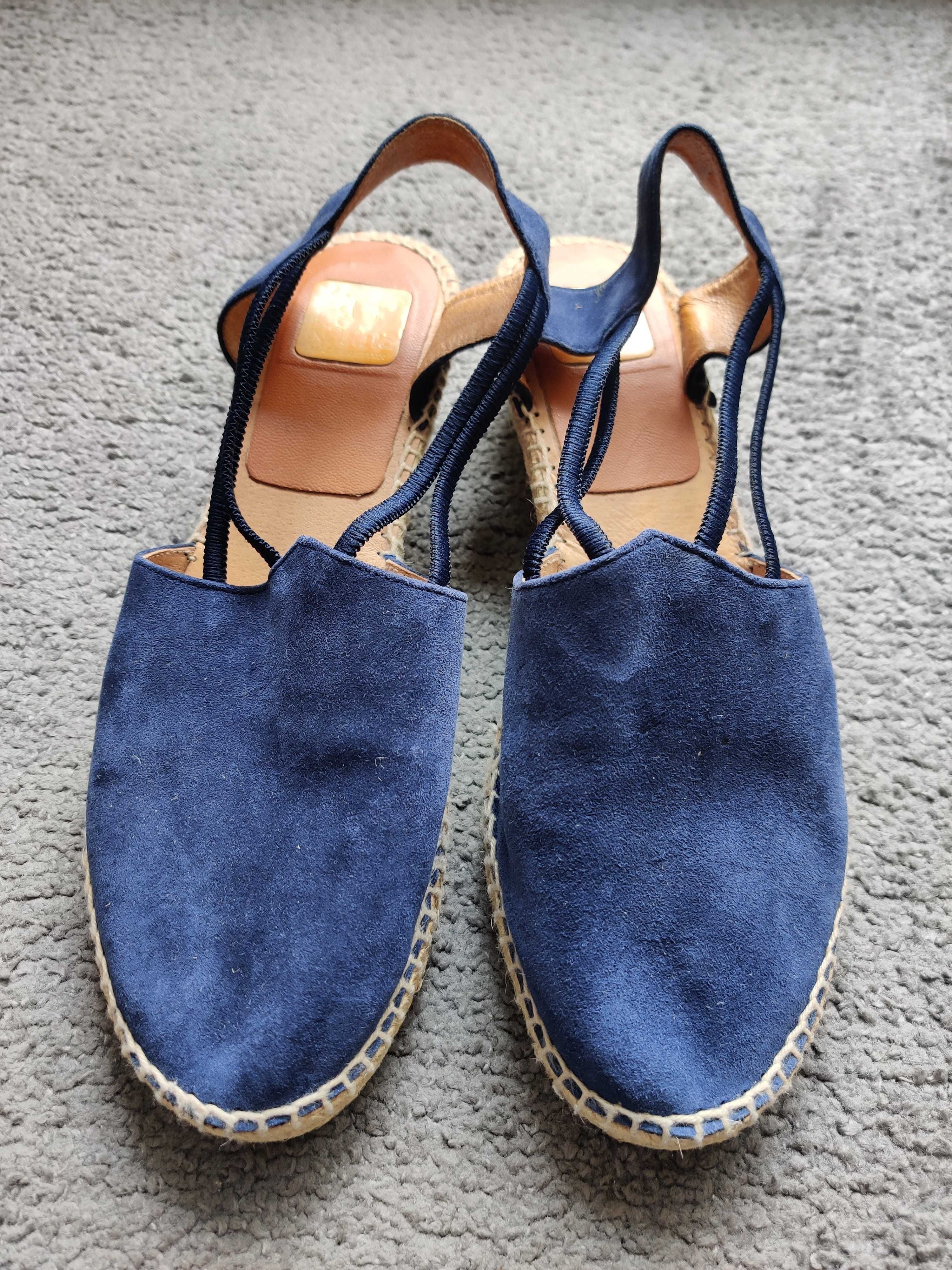 Buty damskie granatowe firmy Kanna