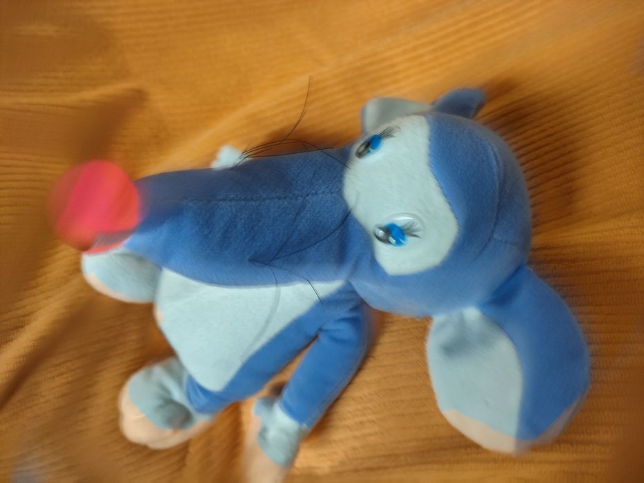 Peluche Ratinho  curioso, usado