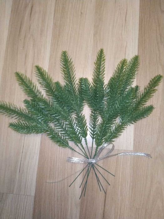 Гілочки ялинки штучні, зелені гілочки ялинки