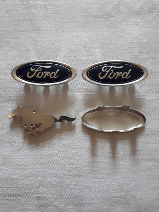 Эмблема значок на руль Infiniti /Ford  /Renault / KIA / Tesla Оригинал