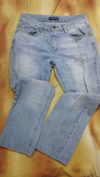 Бесплатно, джинсы женские