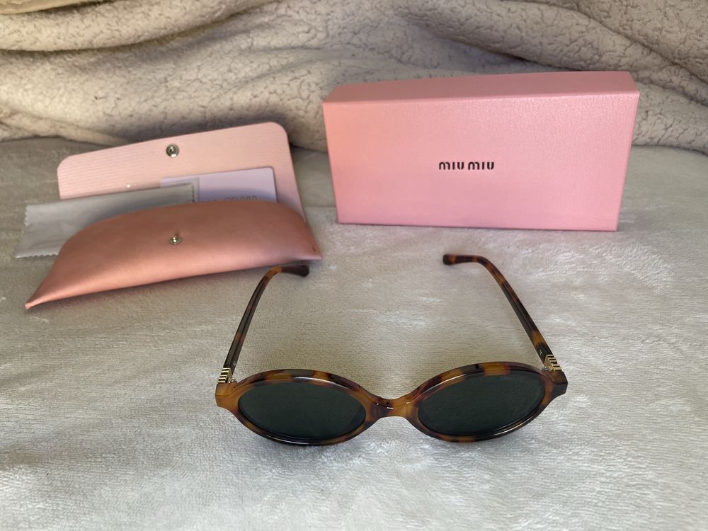 Óculos de Sol Miu Miu