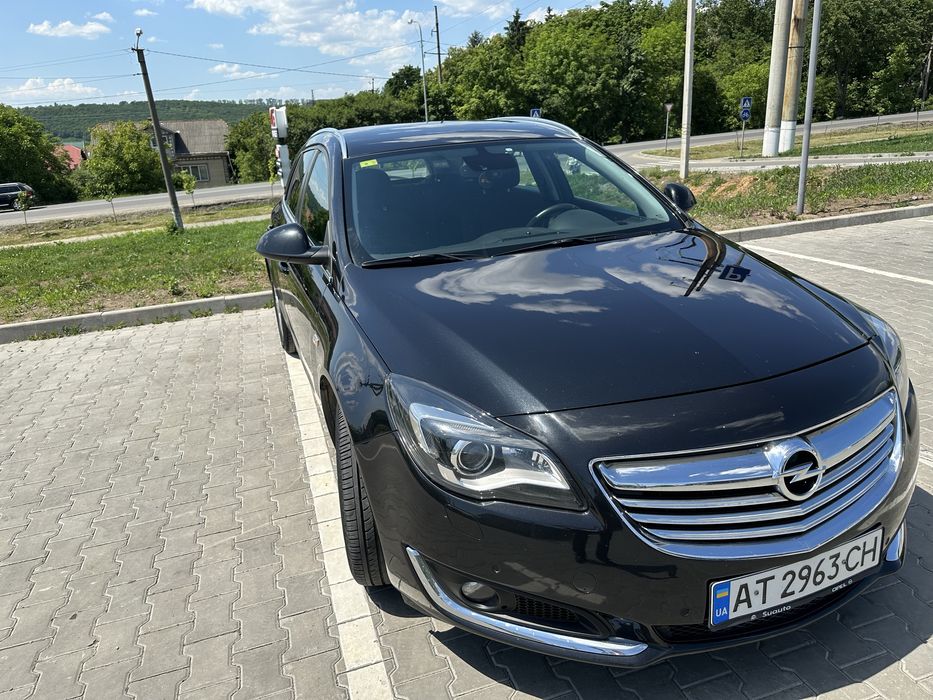Opel insignia, 2014 рік.
