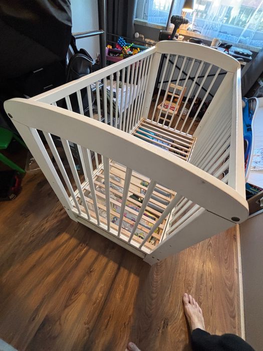 Łòżeczko dziecięce niemowlęce