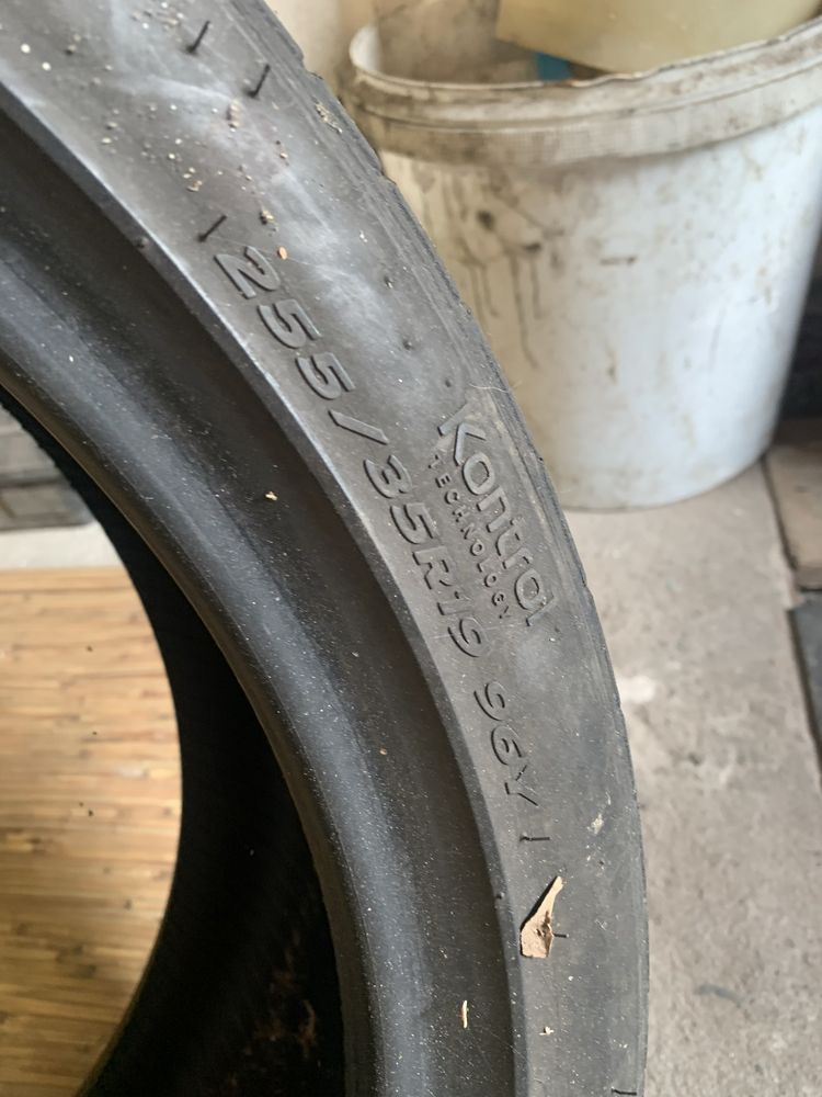 255:35 19 Hankook ventus evo2