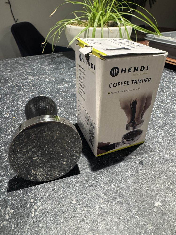 Tamper do kawy, ubjiak Hendi