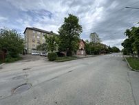 Комерційне приміщення з окремим входом.