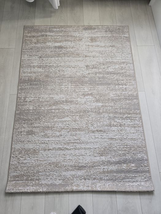 Dywan 120x170 stan idealny