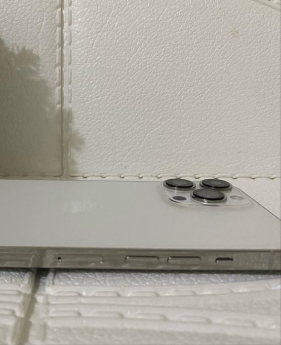 iPhone 13 Pro Max 128G - 300€