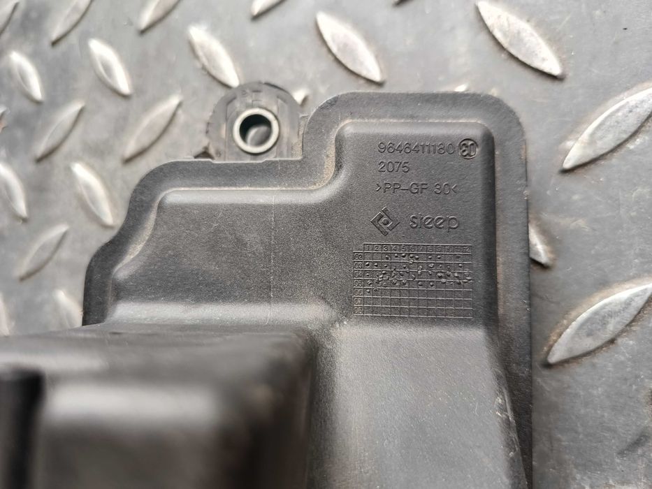 Zbiornik podciśnienia Ford Volvo Peugeot  2.0 TDCI HDI