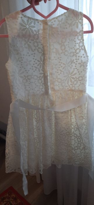 Нарядное платье на девочку 6-7 лет. 116-122 см.