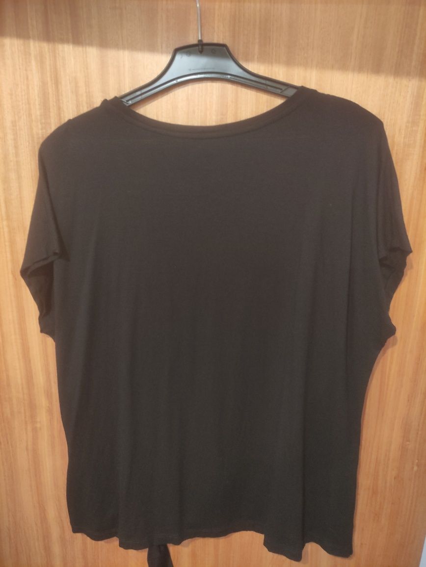 T-Shirt Preto Lantejoulas C&A L Oversize