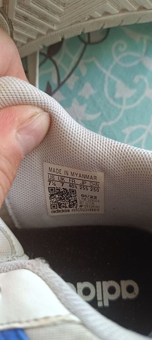 Кроссовки Adidas Hoops