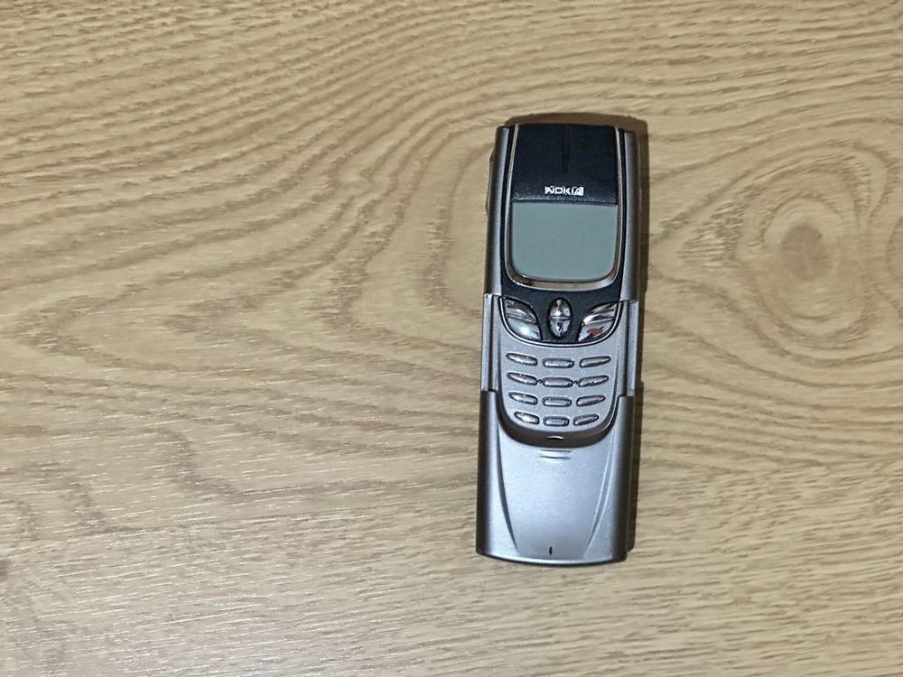 Nokia 8850 em bom estado