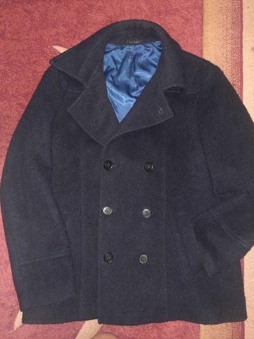 Чоловіче пальто темно-синього кольору фірми Arber