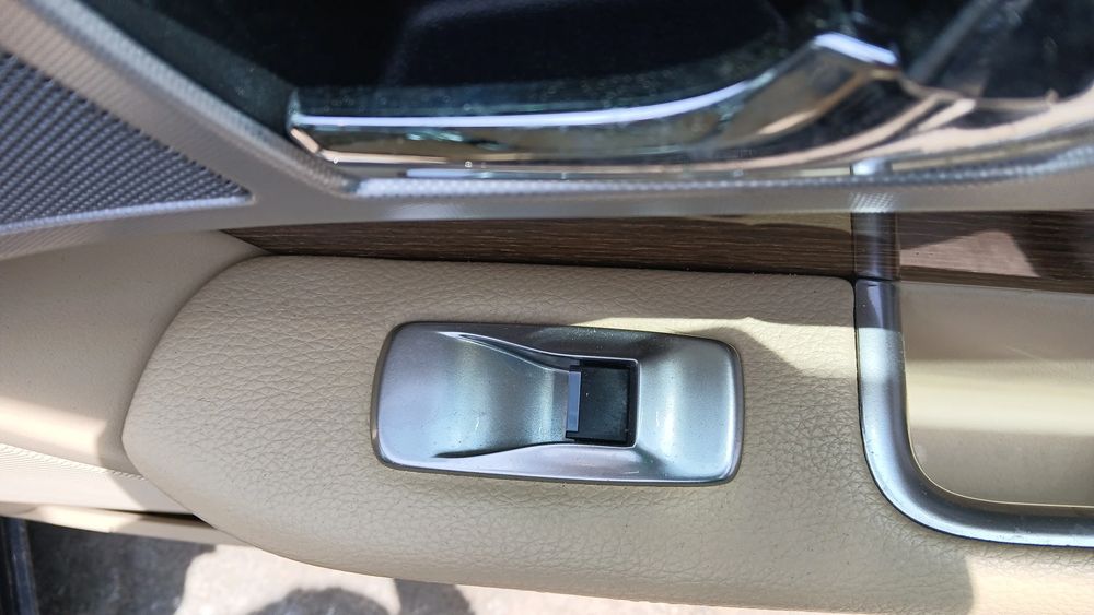 Comando / botão / interruptor vidros frente direito JAGUAR XF (X250)