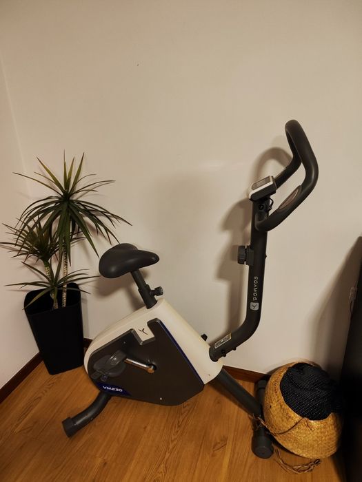 Bicicleta estática domyos