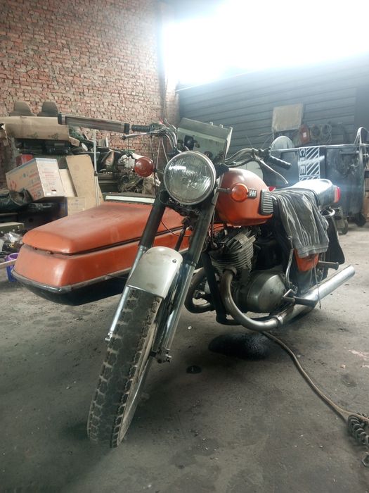 Мотоцикл ИЖ ПЛАНЕТА - 4.