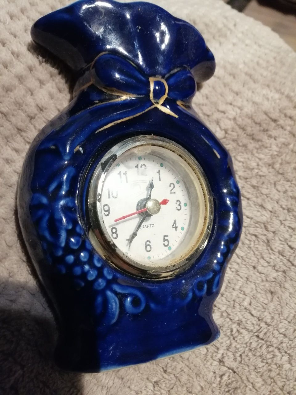 Zegar   PRL vintage retro, wysokość 14 cm