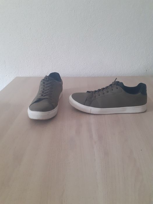Tenis Verdes N° 42