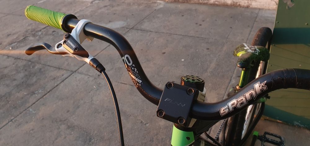 DMR Drone Reptoid - Bicicleta DirtJump/Street/PumpTrack