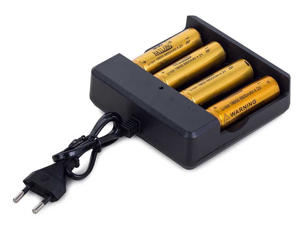 Ładowarka do ogniw akumulatorów 4x 18650 dioda LED