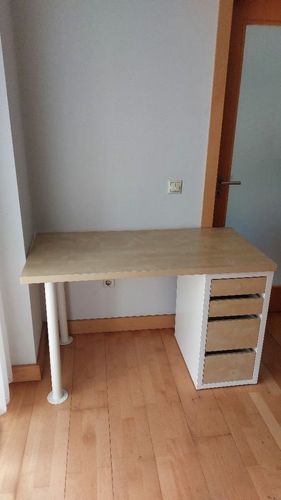 Mesa escritório + Bloco de Gavetas