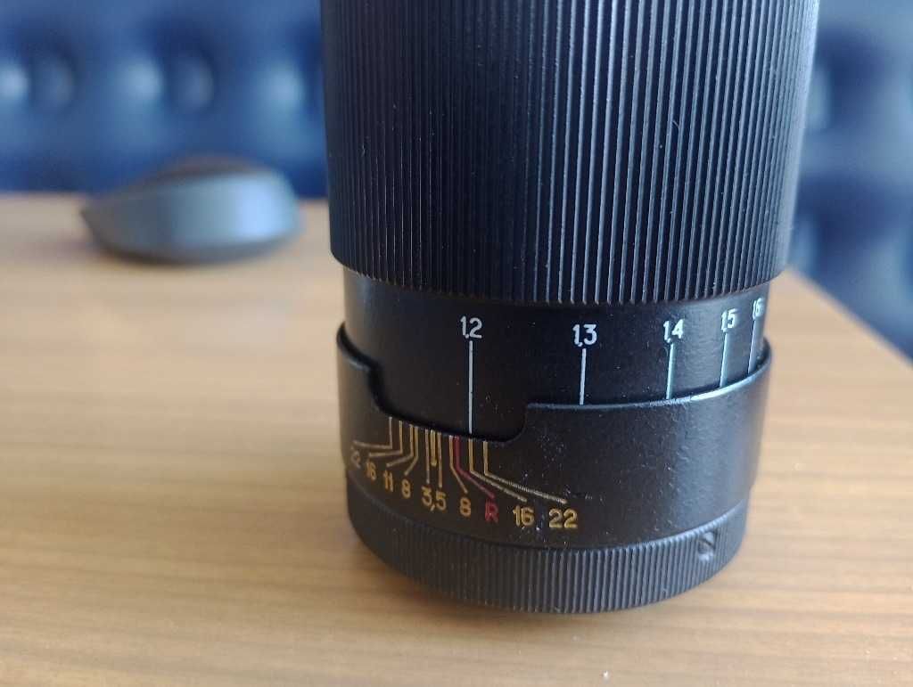 Obiektyw Jupiter 37a + futerał