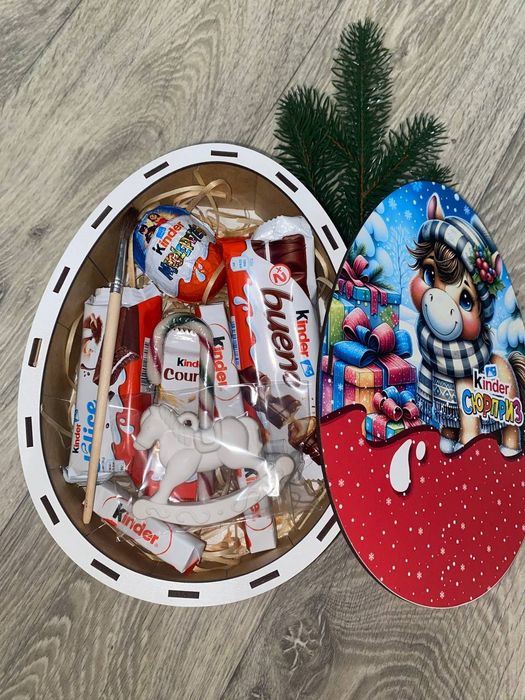 Подарункові бокси від Святого Миколая, на новий рік