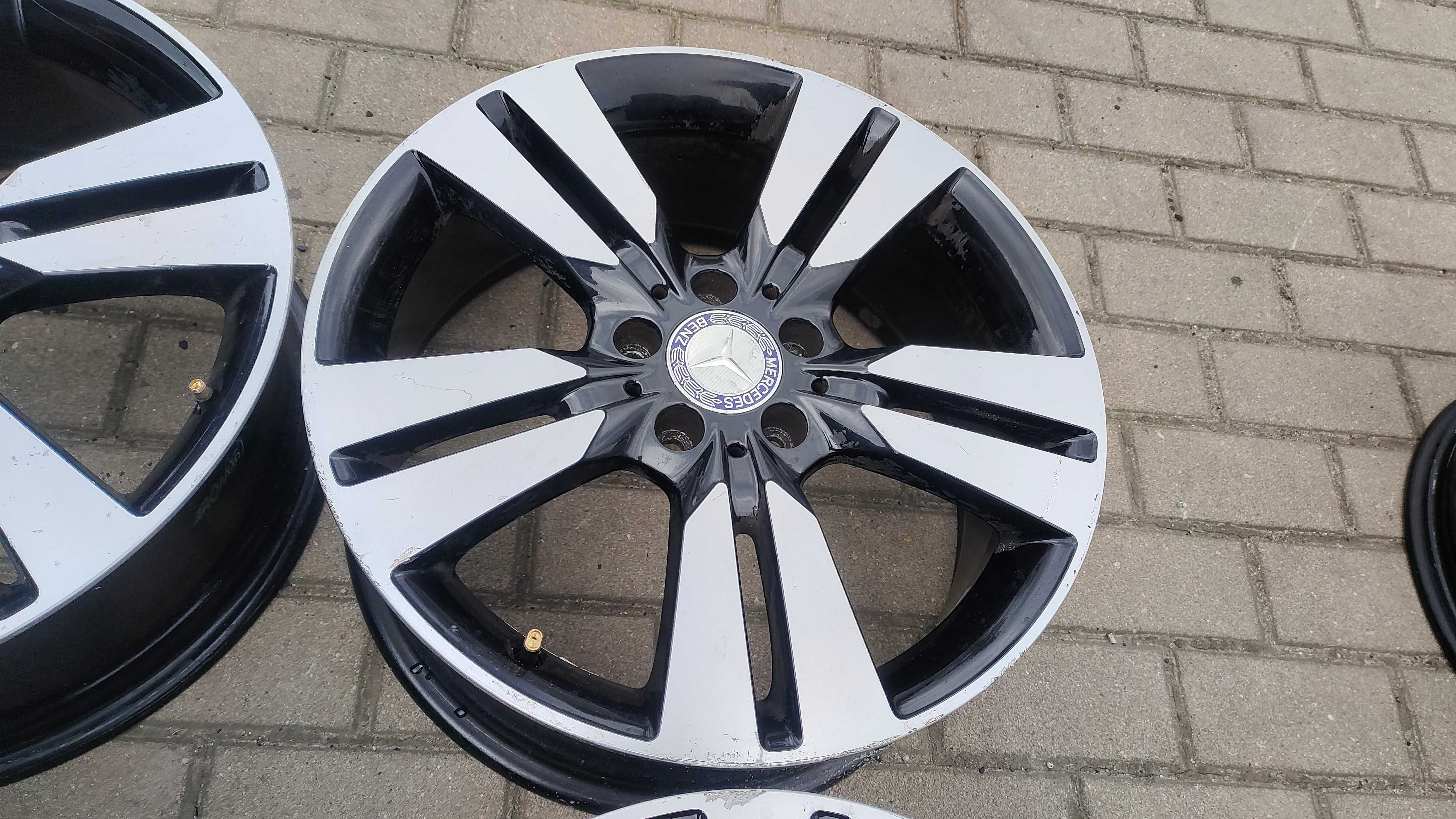 Oryginalne Felgi Aluminiowe Mercedes A B Klasa 18 5x112 et52