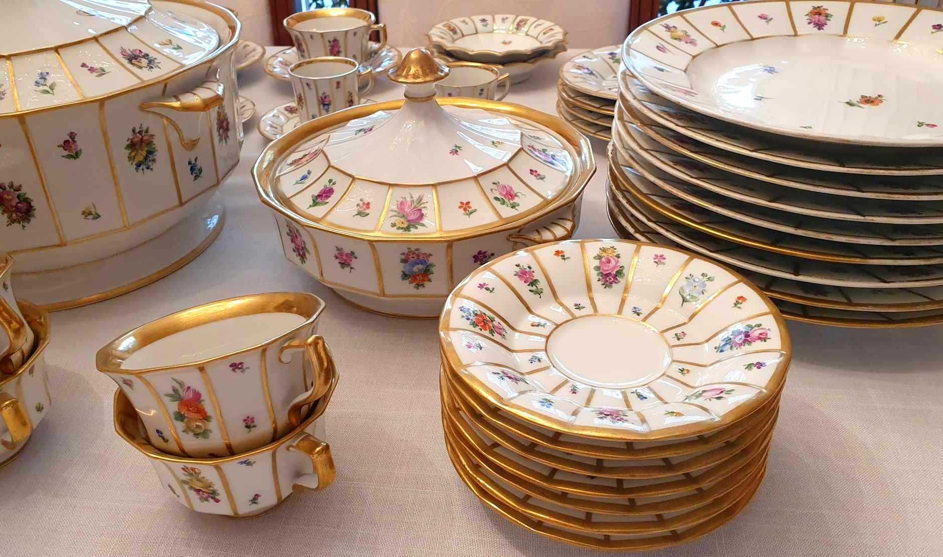 Royal Copenhagen ''Henriette"