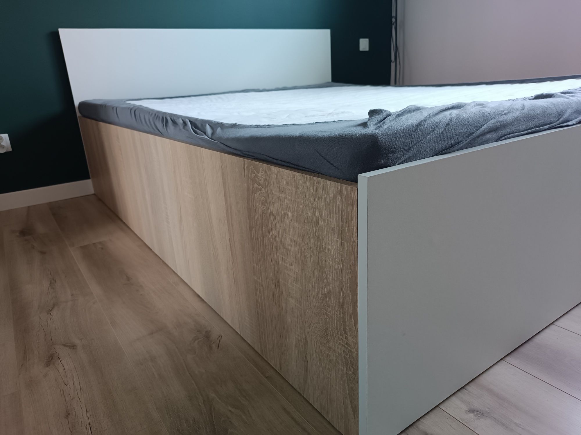 Łóżko 200x220 pilne
