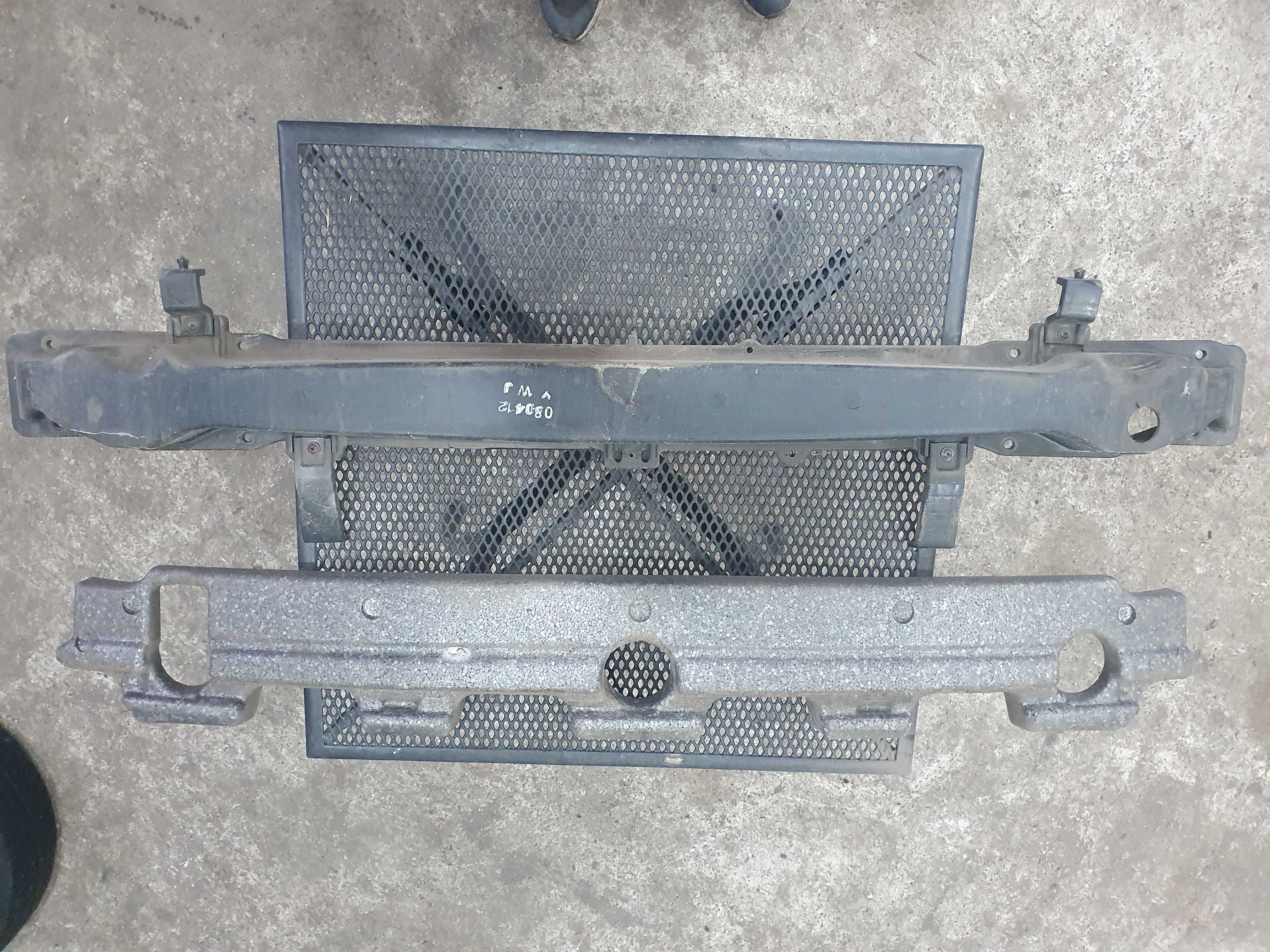 Belka pod zderzak tył tylny absorber Hyundai i30 cw kombi 2008 r kpl