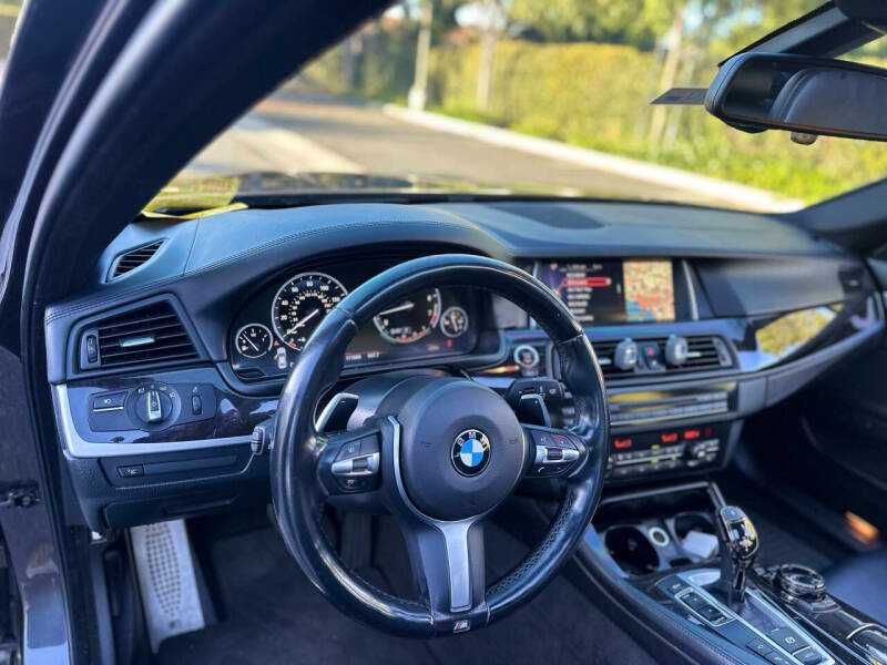 2015 BMW 5 Series 550i