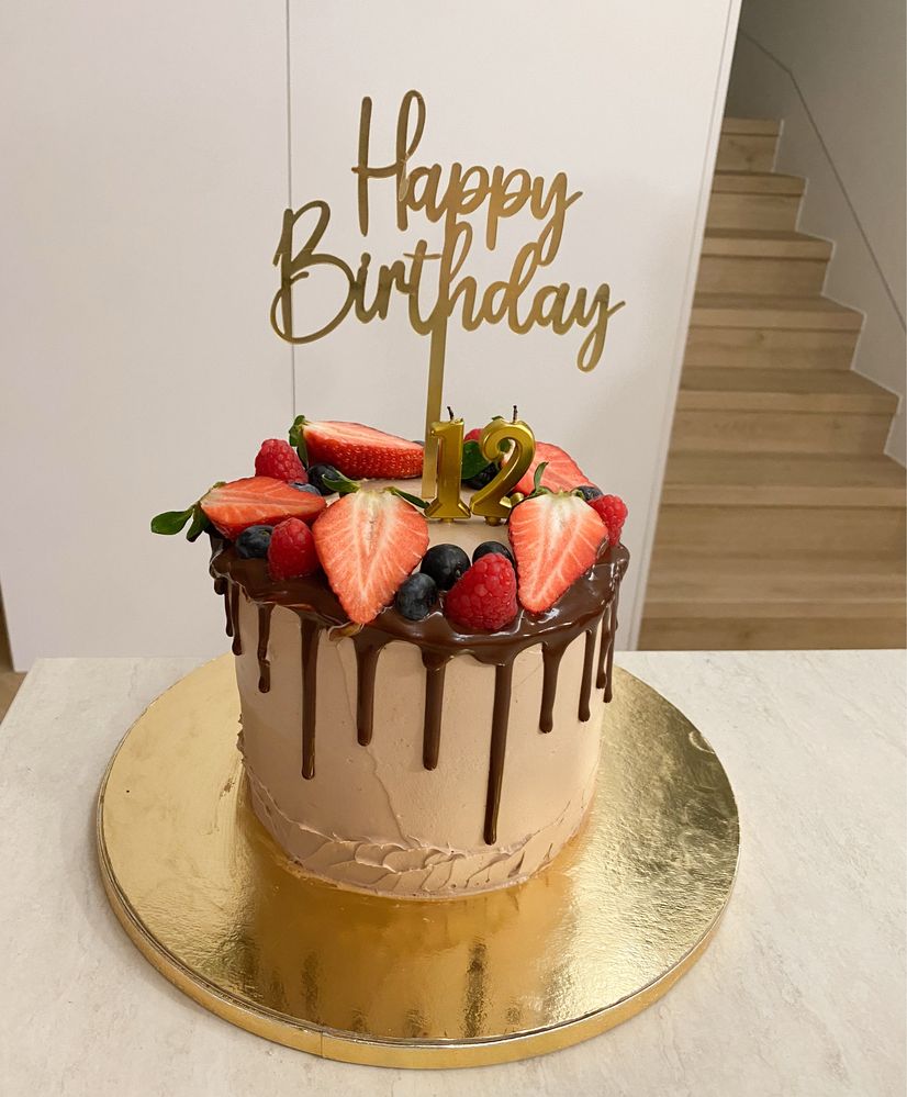 tort urodzinowy tort łódź drip cake