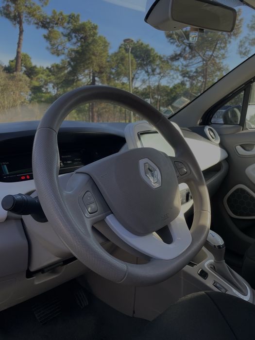 Renault Zoe 40kwh [ Bateria Própria ]