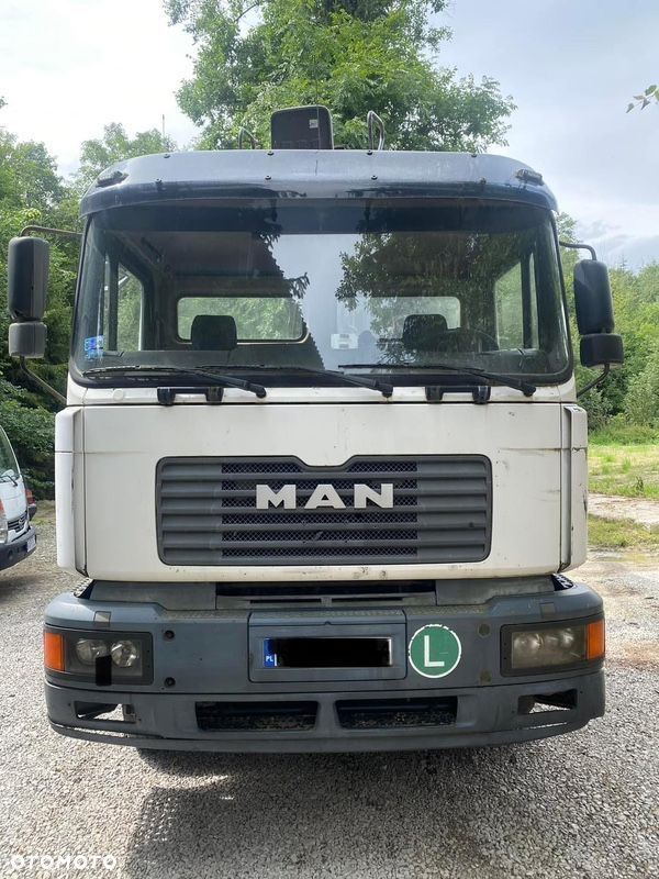 MAN F2000 hakowiec HDS 6x4