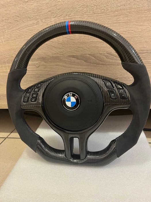 Volante BMW E46 Desportivo | Personalizado pelo cliente