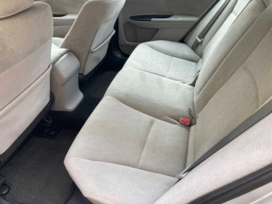 Honda Accord LX      2013