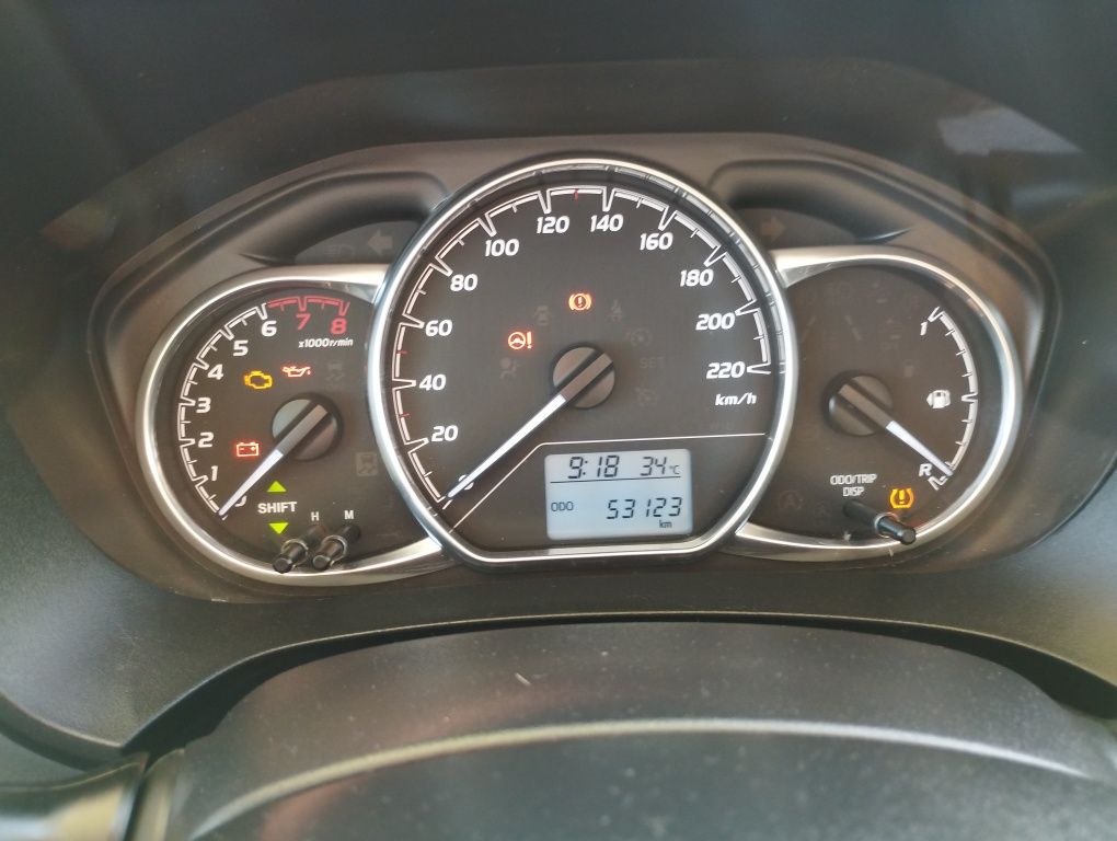 Toyota Yaris 1.0 gasolina 53000km 2020