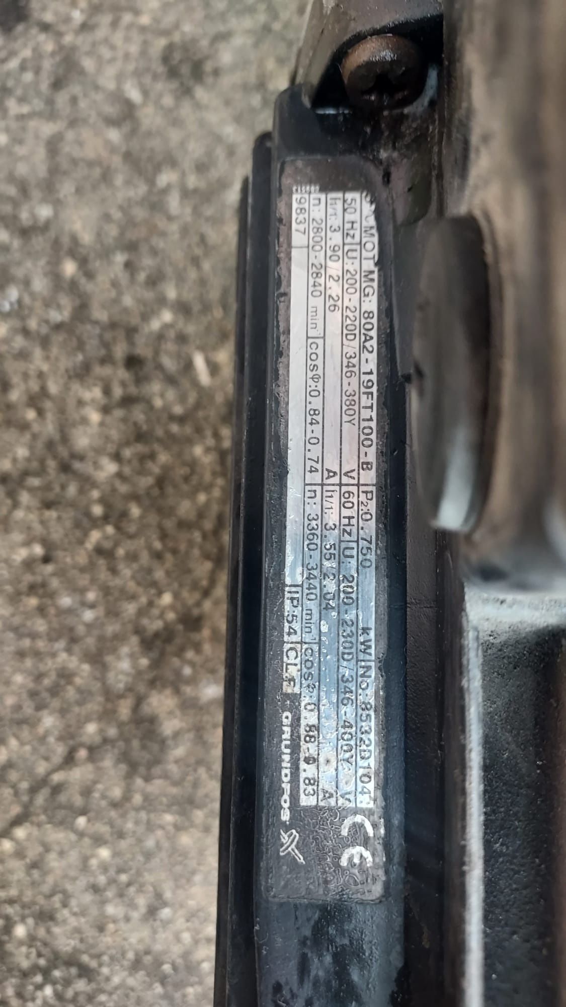 Bomba de água Grundfos utilizada