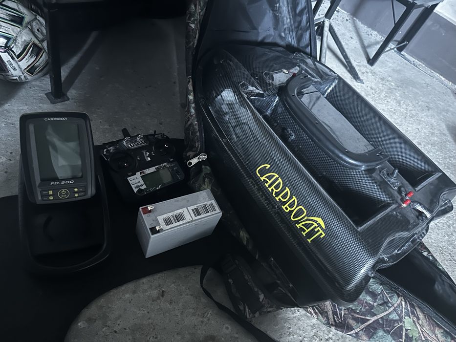 Кораблик для завозу прикормки Carpboat