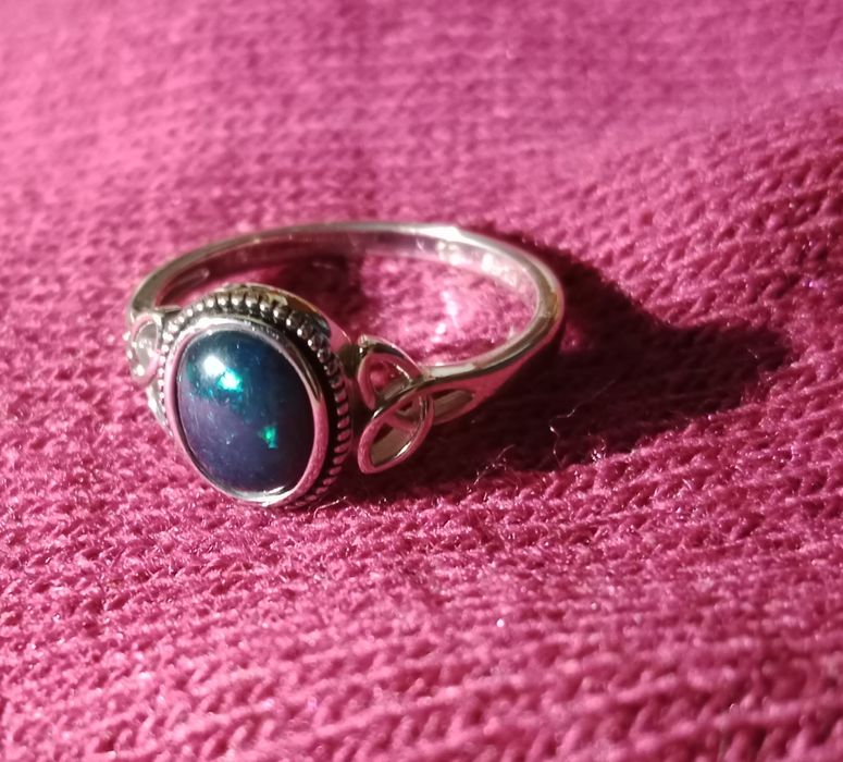 Каблучка срібло з зеленим каменем