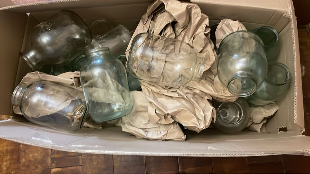 Банки 3 л три літрові 25-30 штук